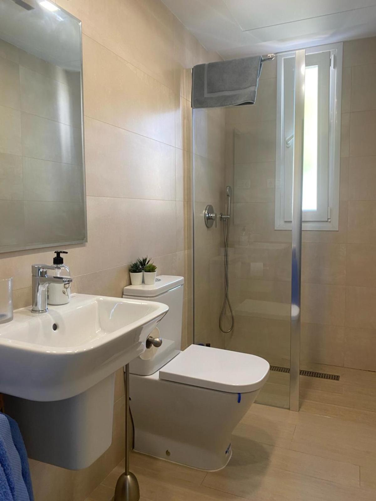Brisa Puerto Marina Apartments Benalmadena Ngoại thất bức ảnh